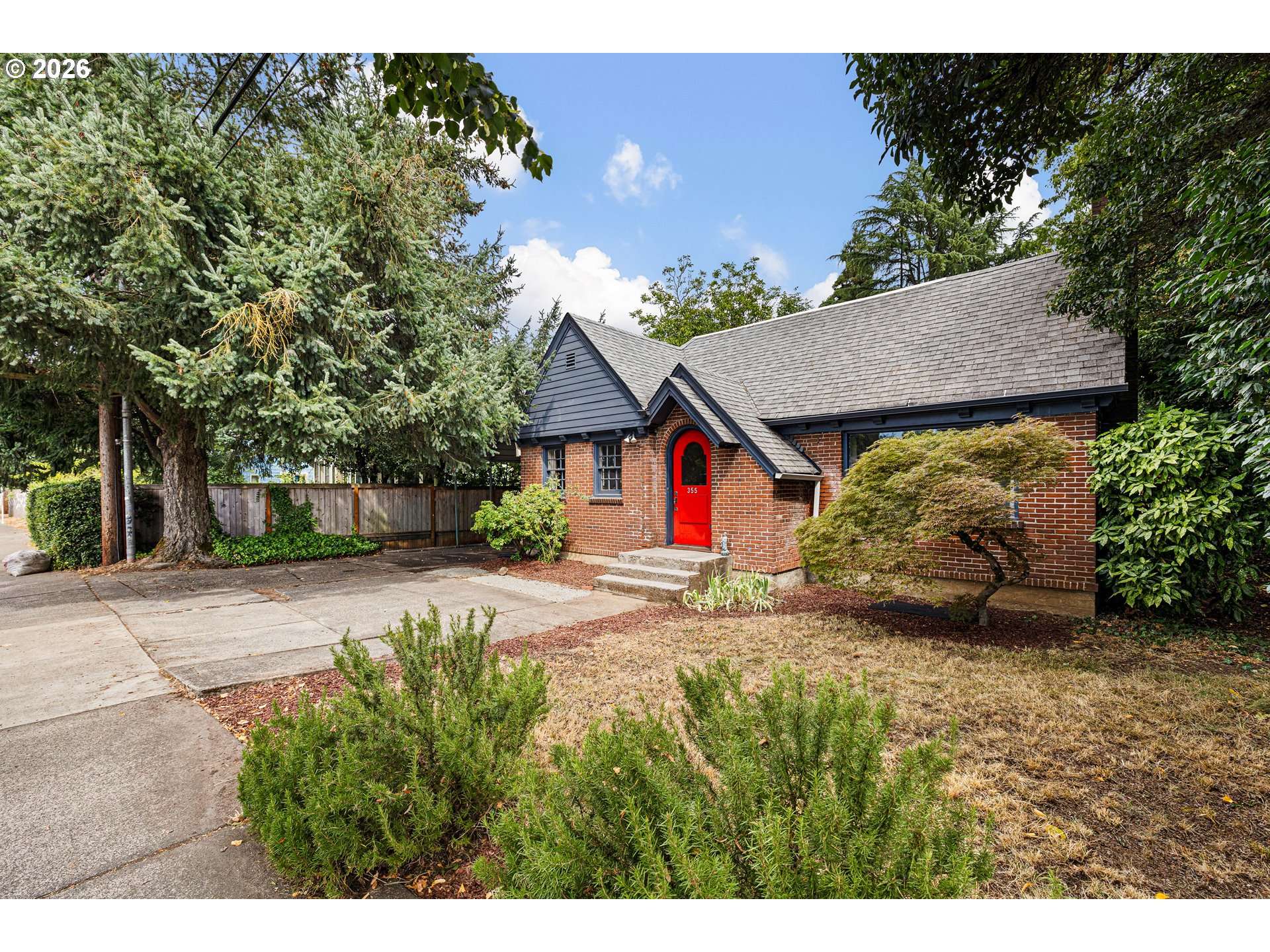 355 RIVER RD, Eugene, OR 97404