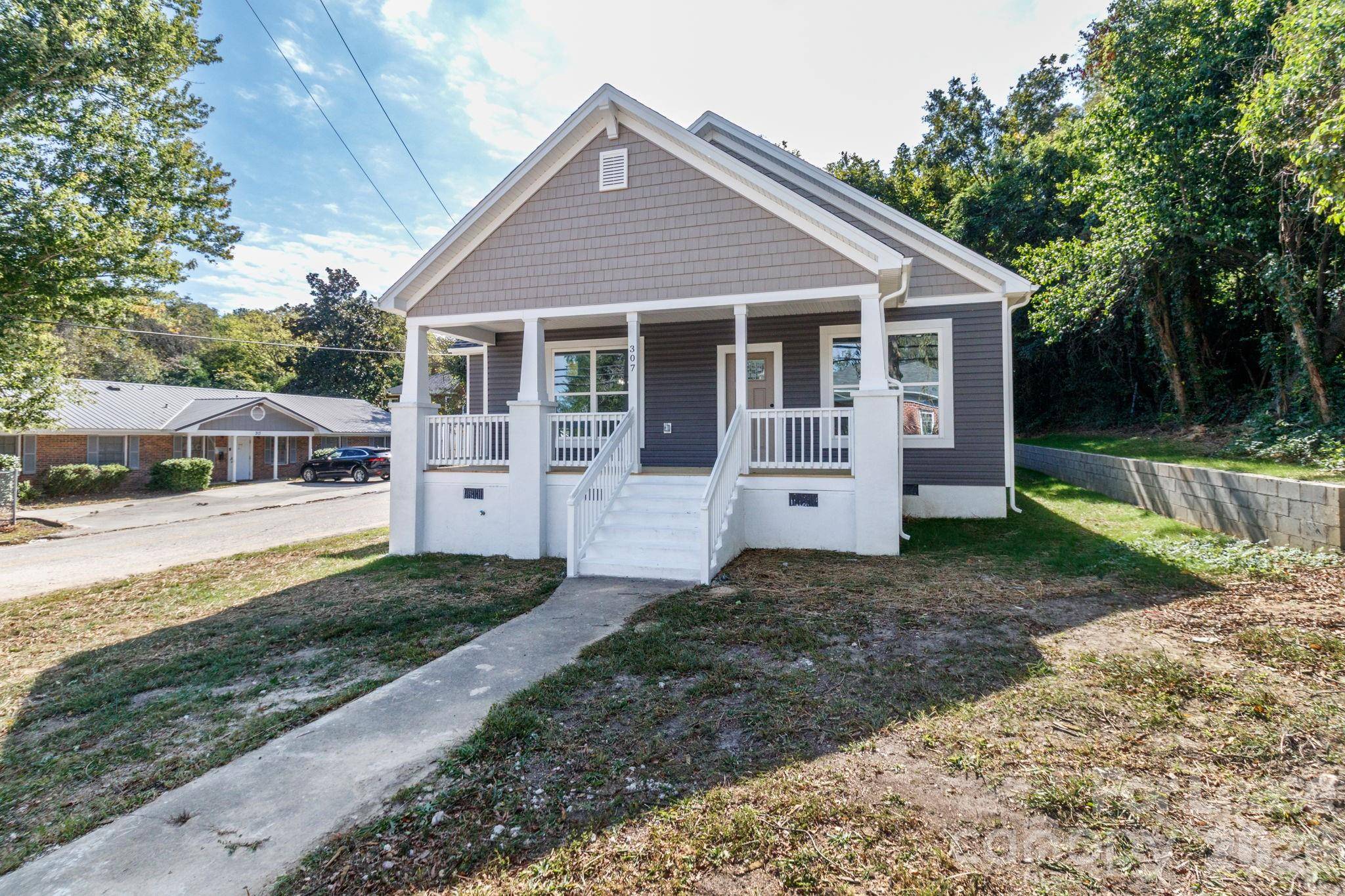 307 E Arch ST, Lancaster, SC 29720