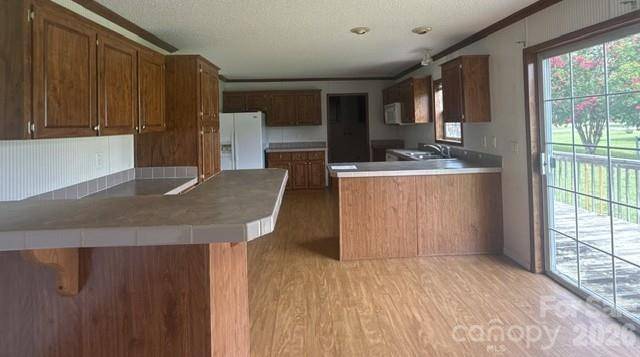 311 W Timberland DR, Grover, NC 28073