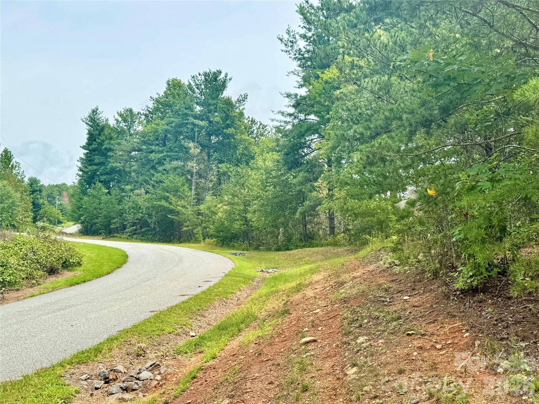 1.46 acres, Lot 48 Tomahawk Ridge DR #Lot 48, Lenoir, NC 28645