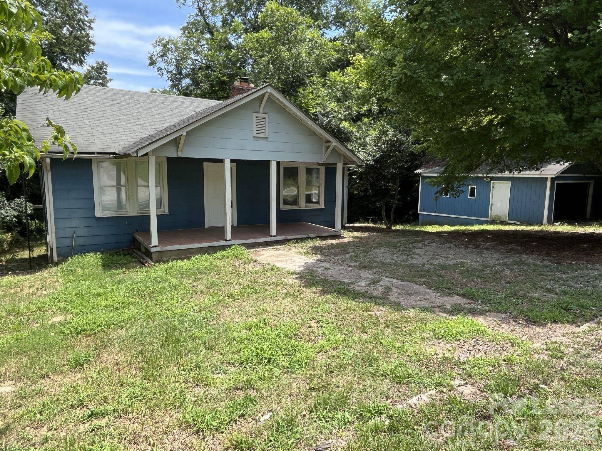 975 Old Charlotte RD SW, Concord, NC 28027