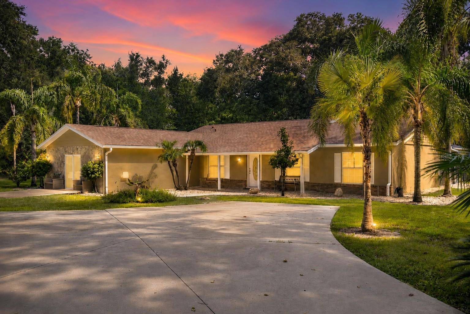 2619 W PONKAN RD, Apopka, FL 32712