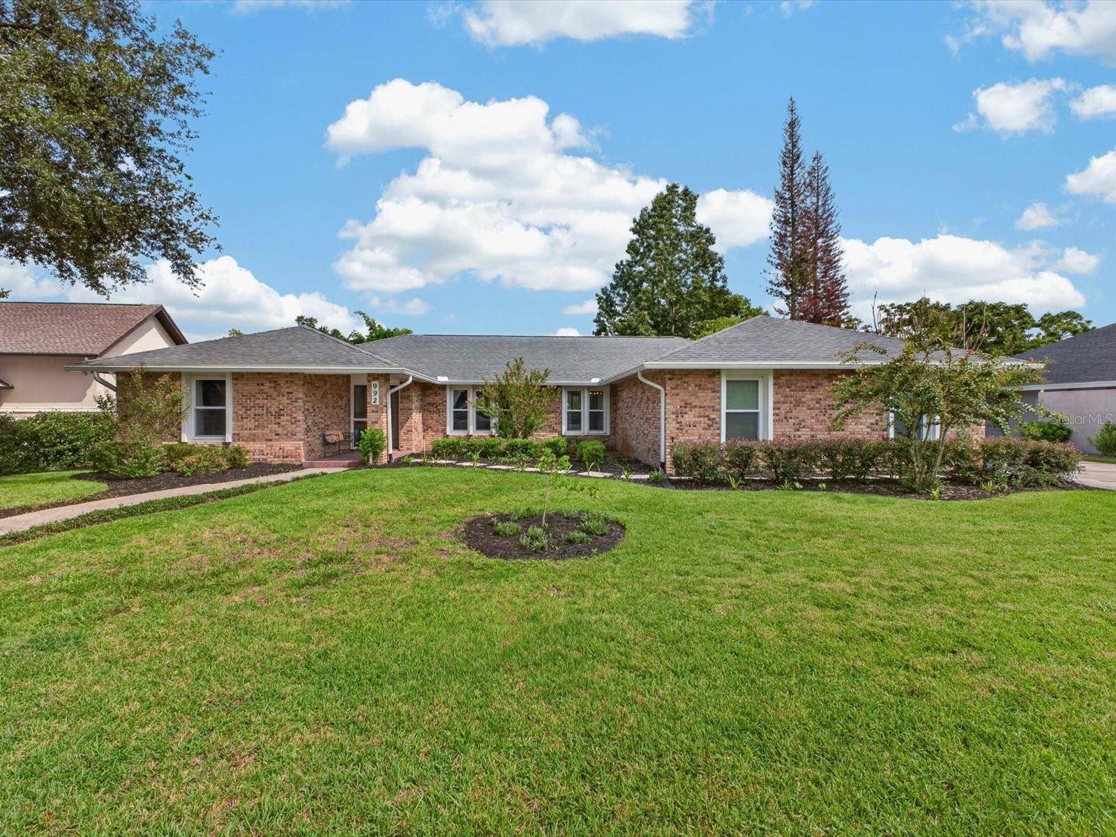 992 SLEEPING ROCK CT, Winter Springs, FL 32708