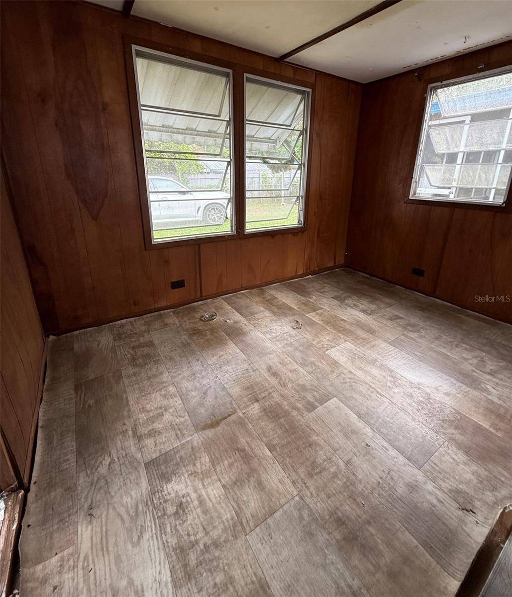 19405 OAKDALE AVE, Brooksville, FL 34601