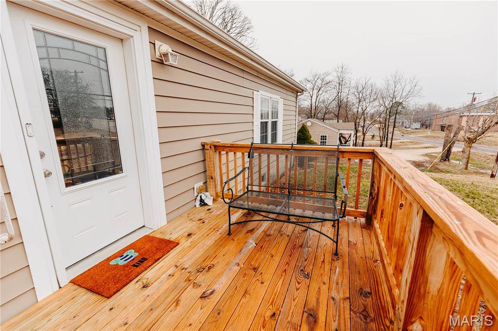 215 E 5th ST, Dixon, MO 65459