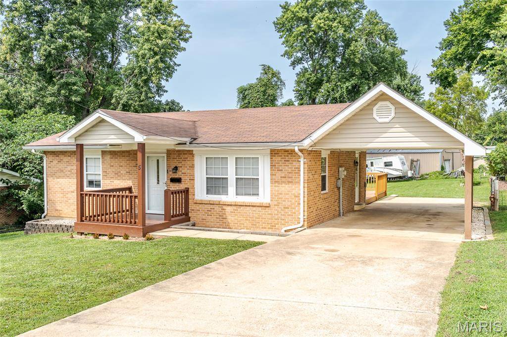 5 Richardson DR, Union, MO 63084