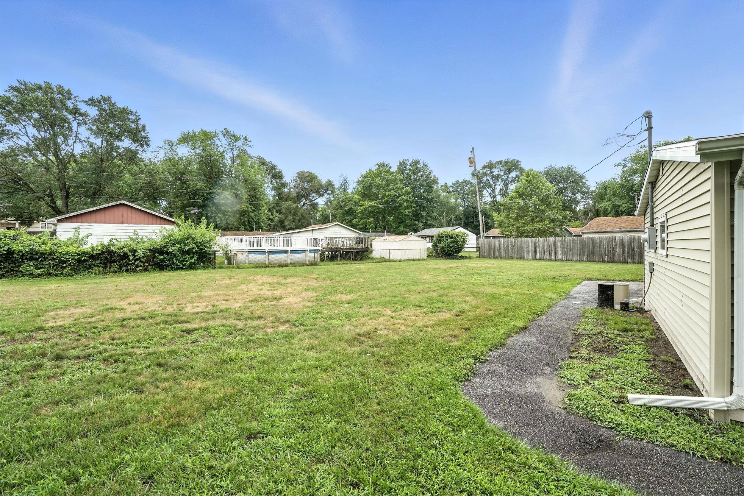 1518 Sunnybrook Avenue, Dyer, IN 46311