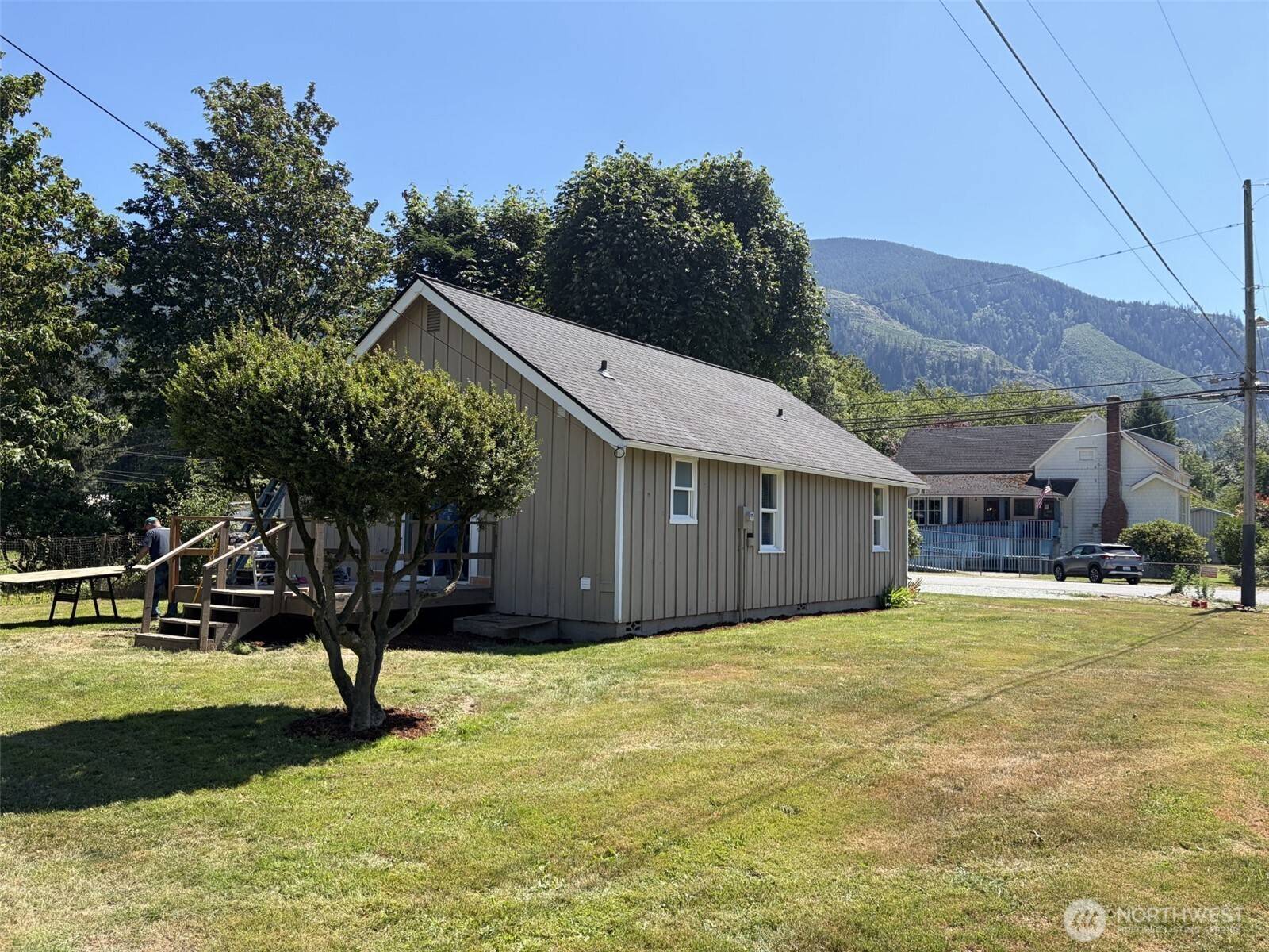 591 Maple ST, Hamilton, WA 98255