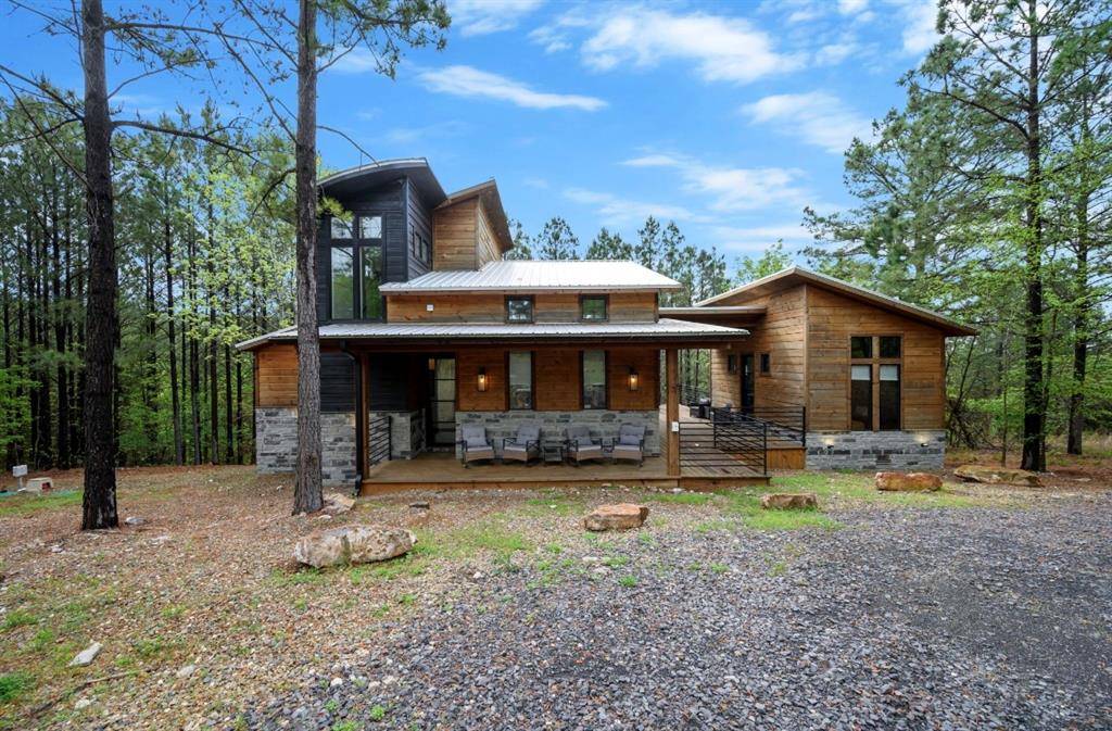 784 N LUKFATA FORK TRL, Broken Bow, OK 74728