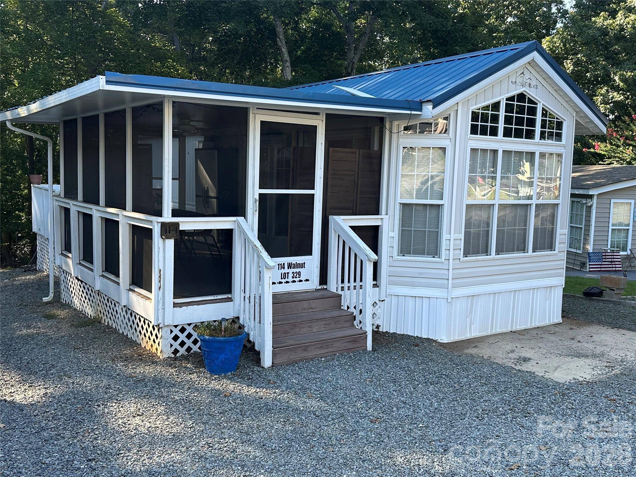 114 Walnut CIR, New London, NC 28127