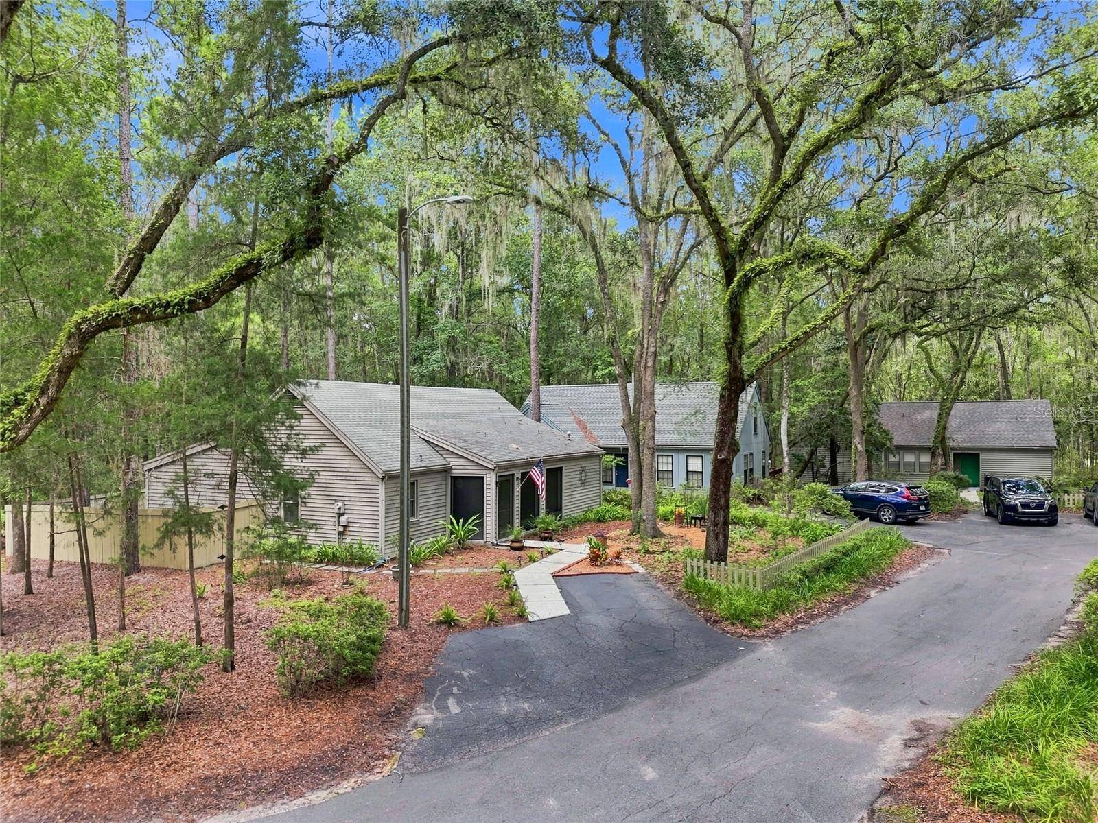 5201 SW 86 TER, Gainesville, FL 32608
