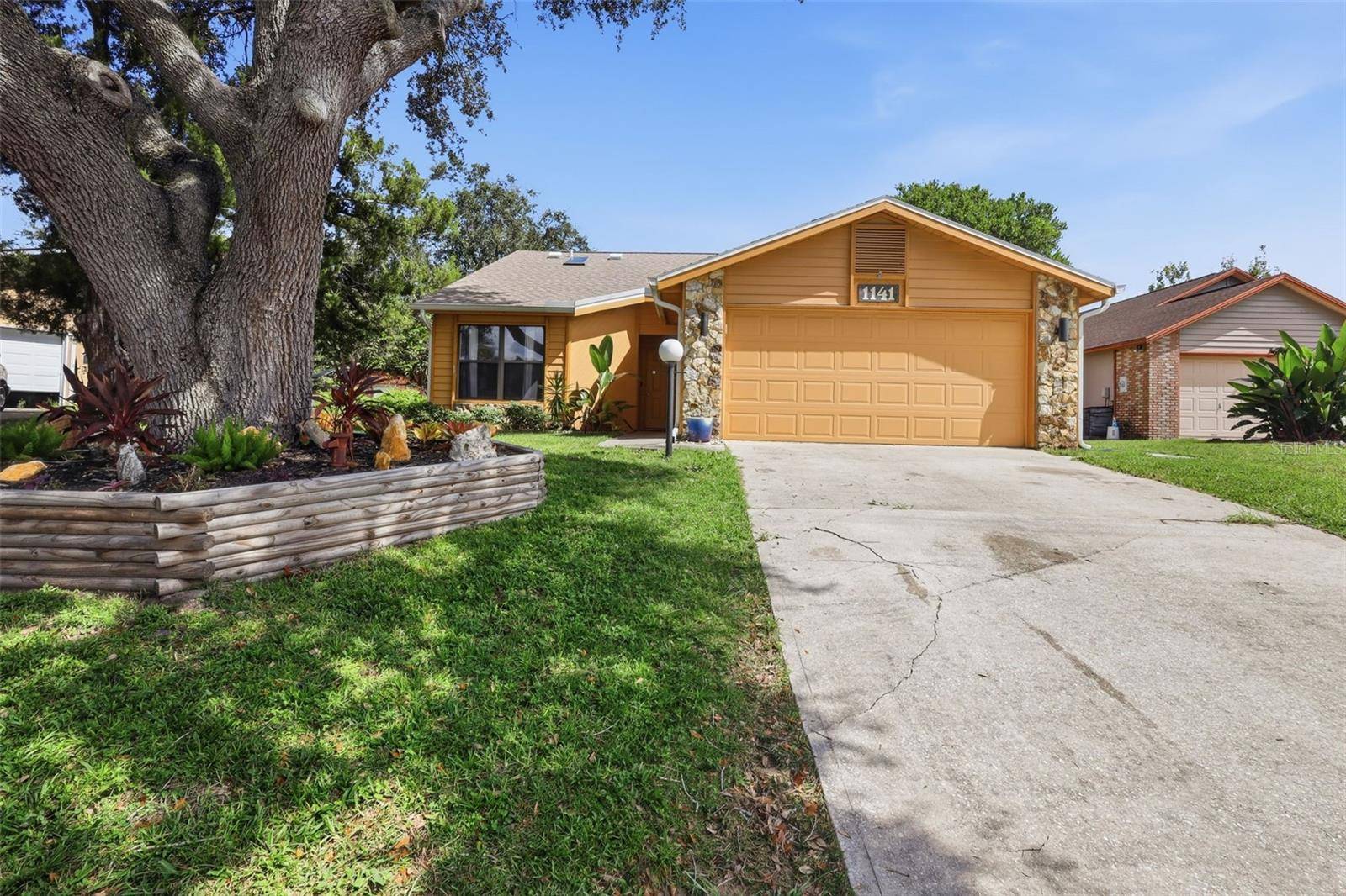 1141 SOUTHAMPTON DR, Port Orange, FL 32129