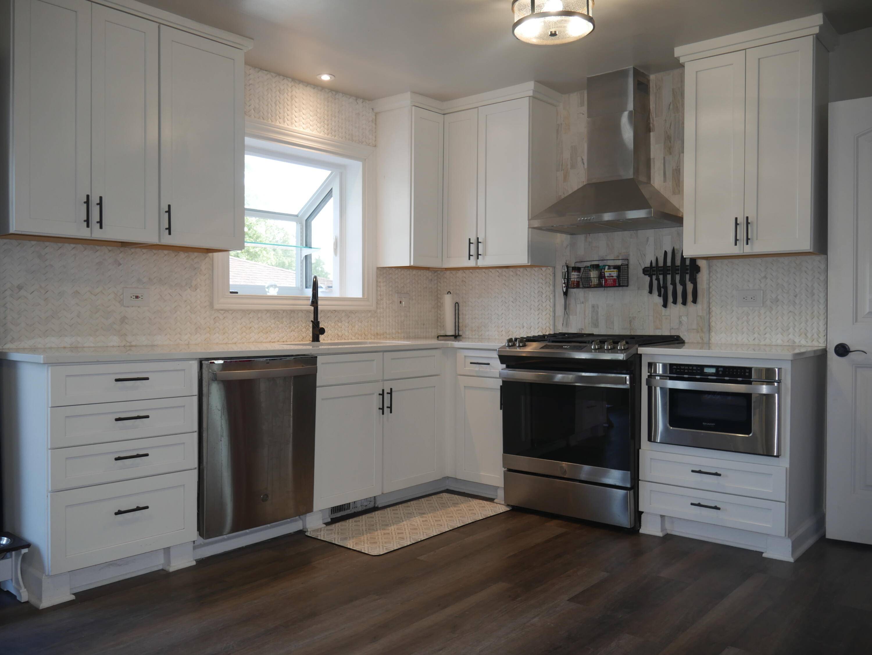 2735 Hart ST, Dyer, IN 46311