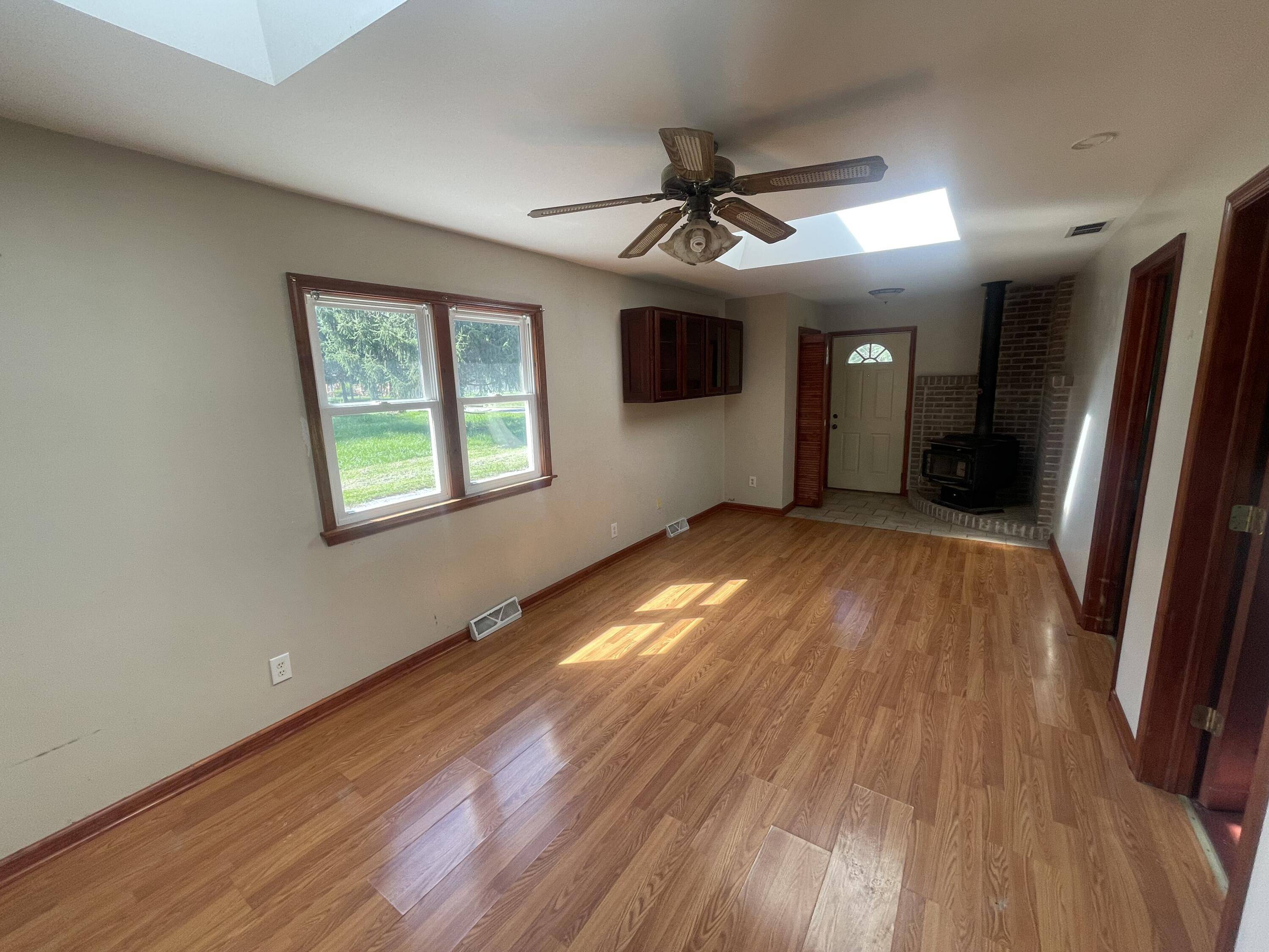 2521 W 38th AVE, Hobart, IN 46342
