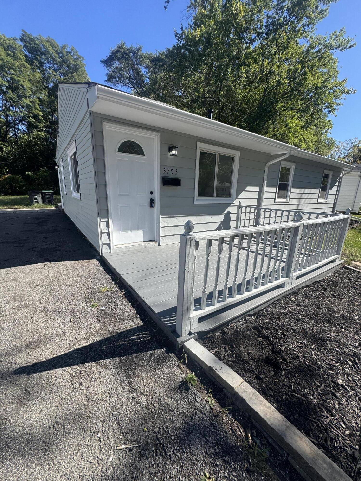 3753 Montgomery ST, Hobart, IN 46342