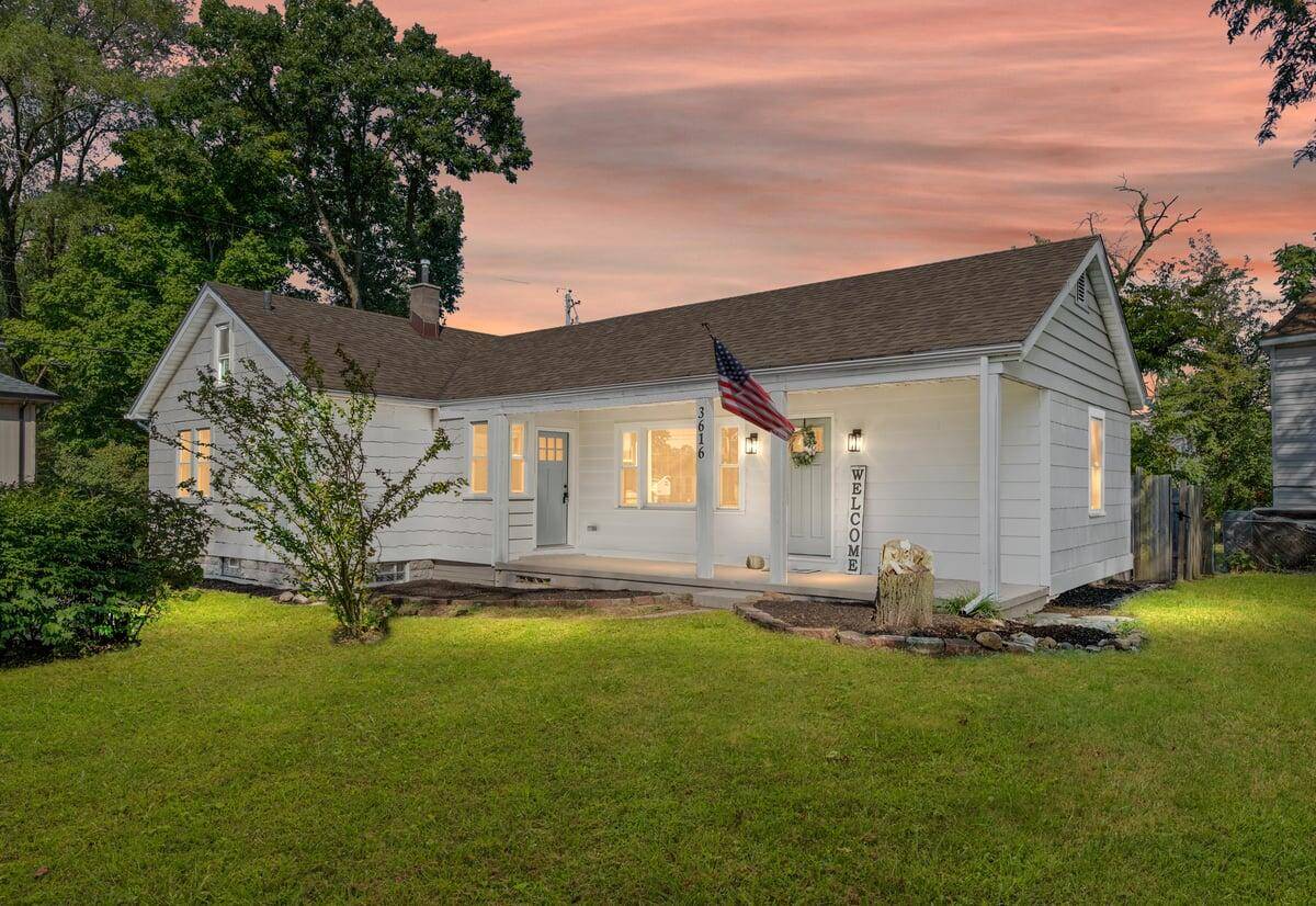 3616 Michigan ST, Hobart, IN 46342