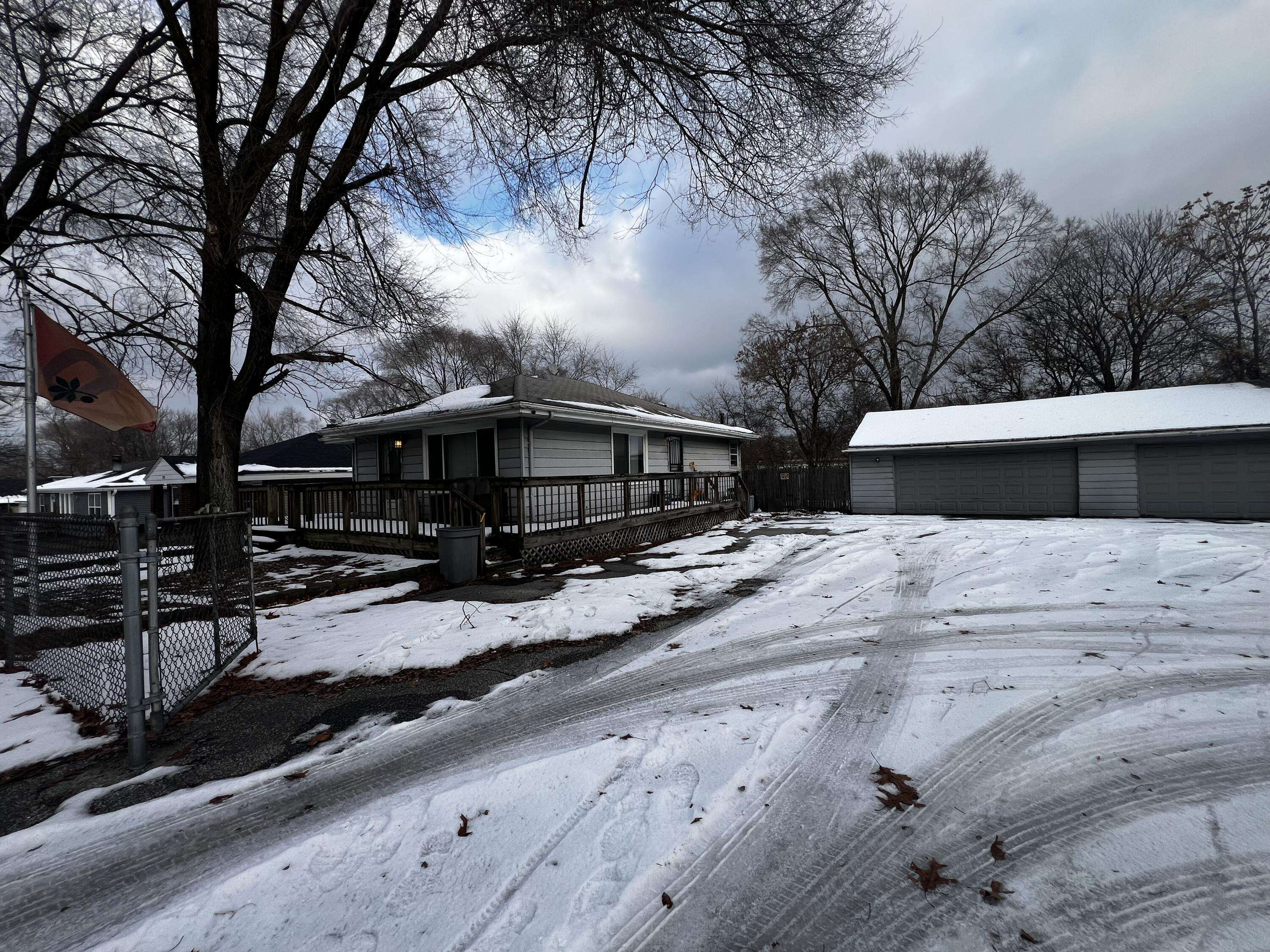 3969 Missouri ST, Hobart, IN 46342