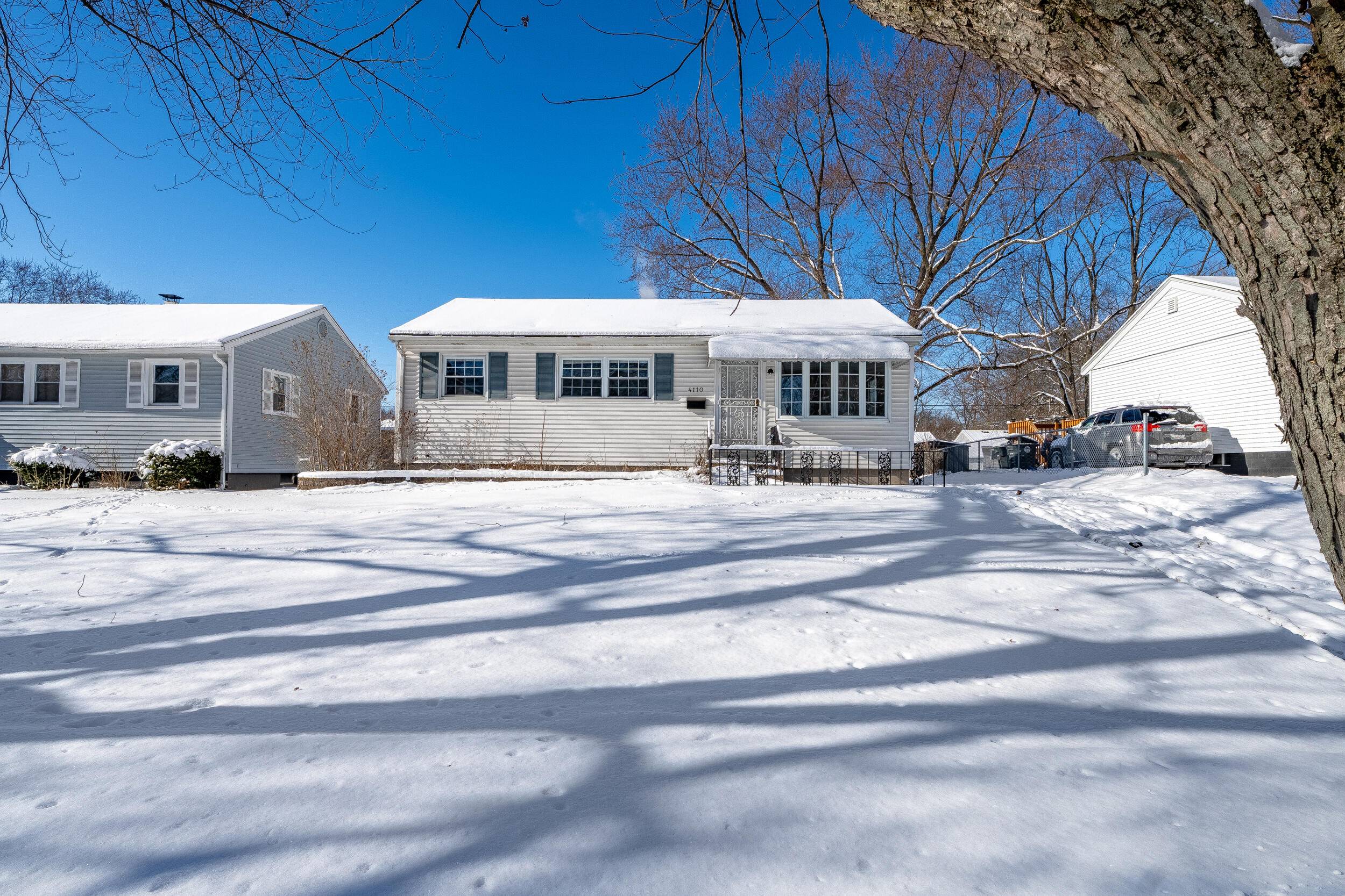 4110 Alabama ST, Hobart, IN 46342