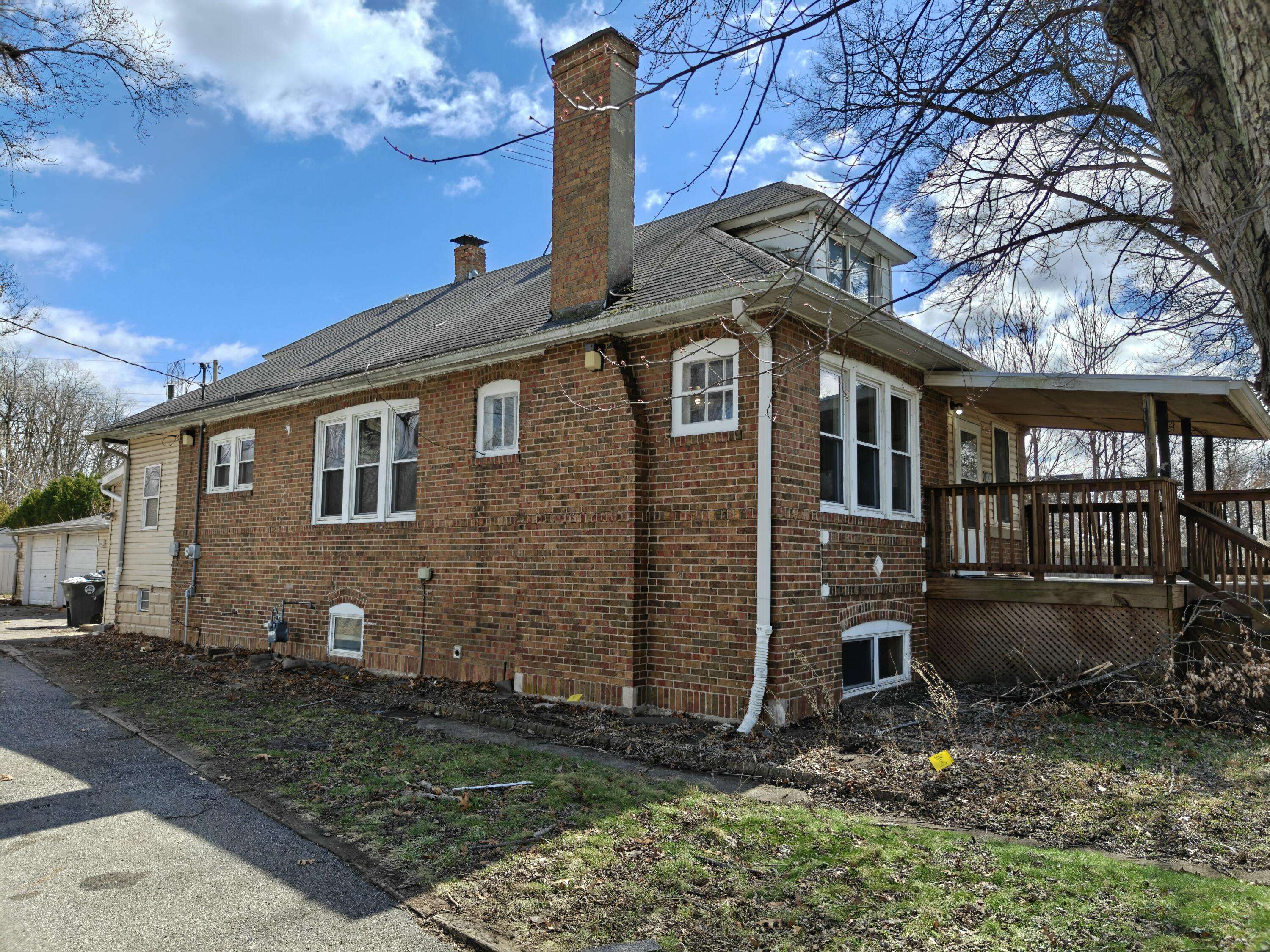 3839 Roche ST, Hobart, IN 46342