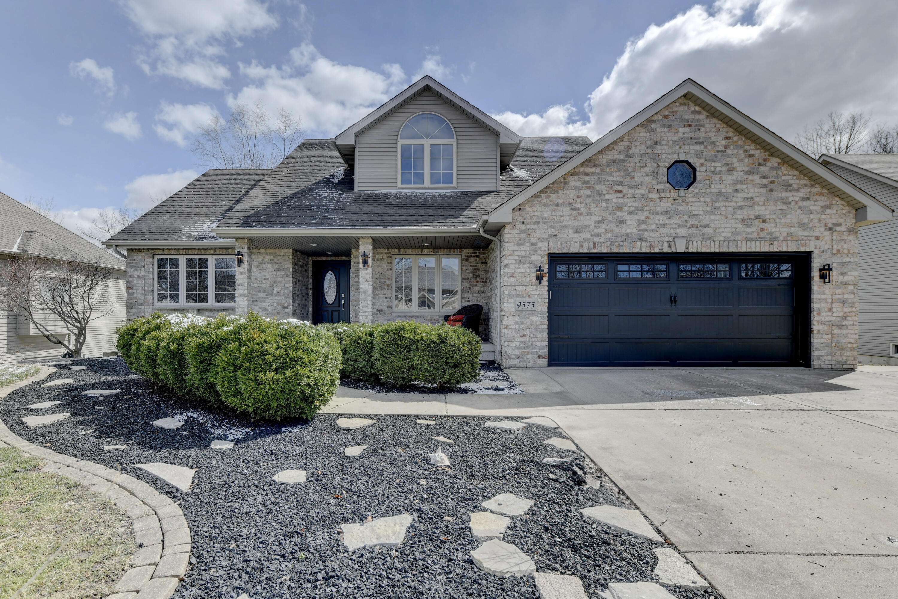 9575 Calumet ST, Dyer, IN 46311