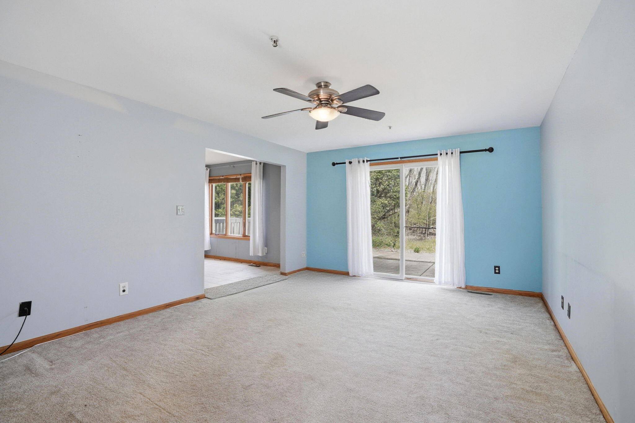 1765 Amber Drive, Hobart, IN 46342