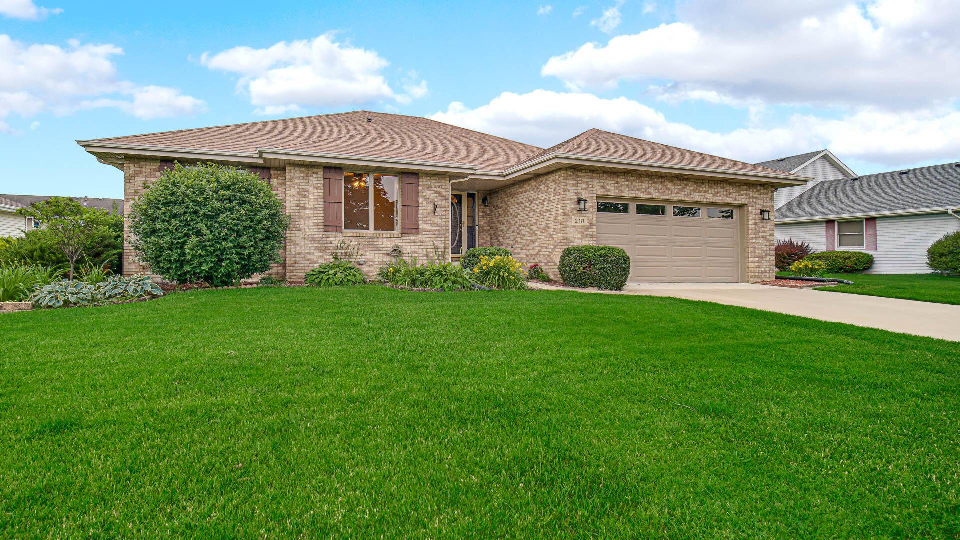 218 Summerhill Drive, Dyer, IN 46311