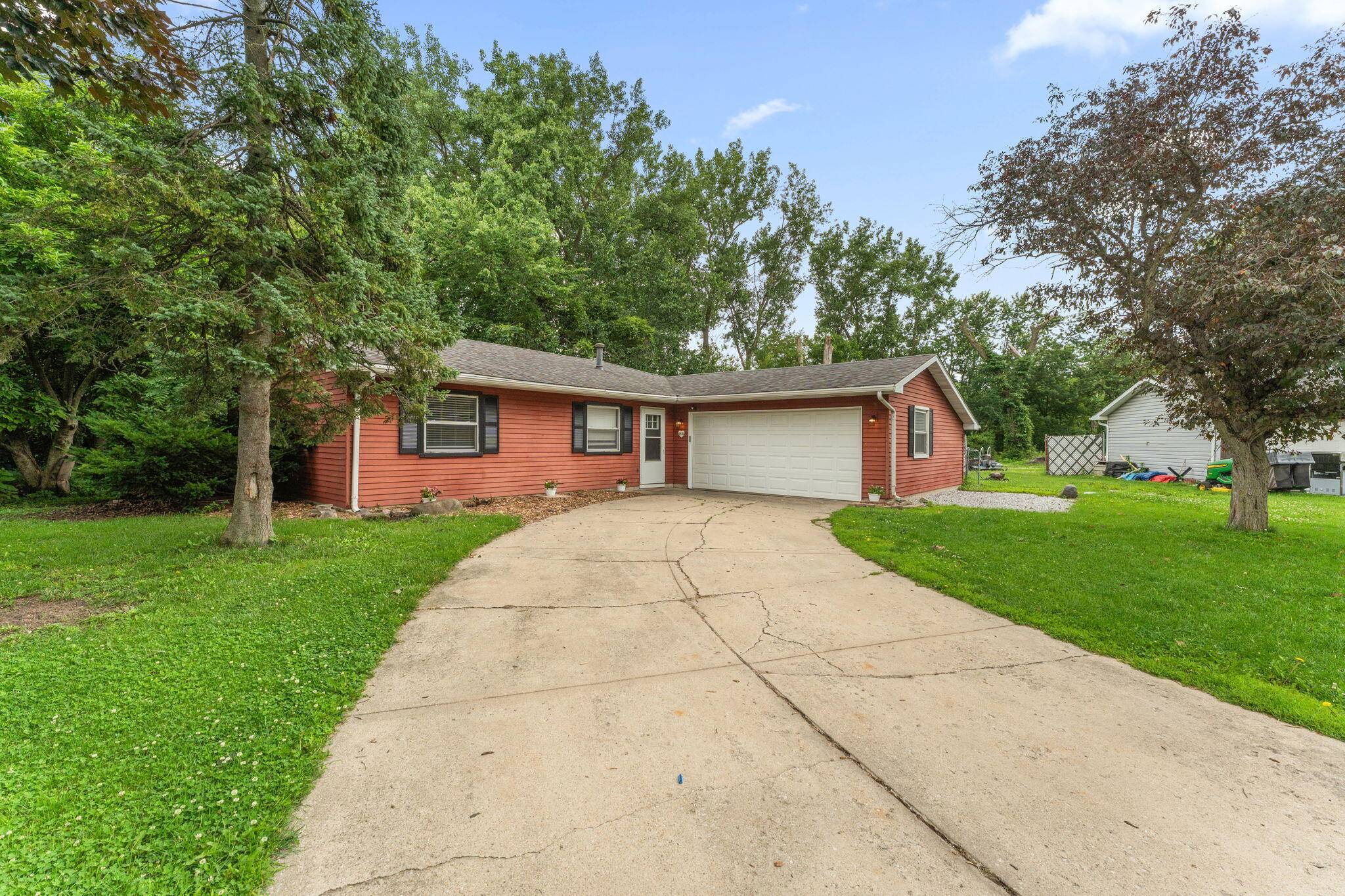 1531 Madison Avenue, Dyer, IN 46311