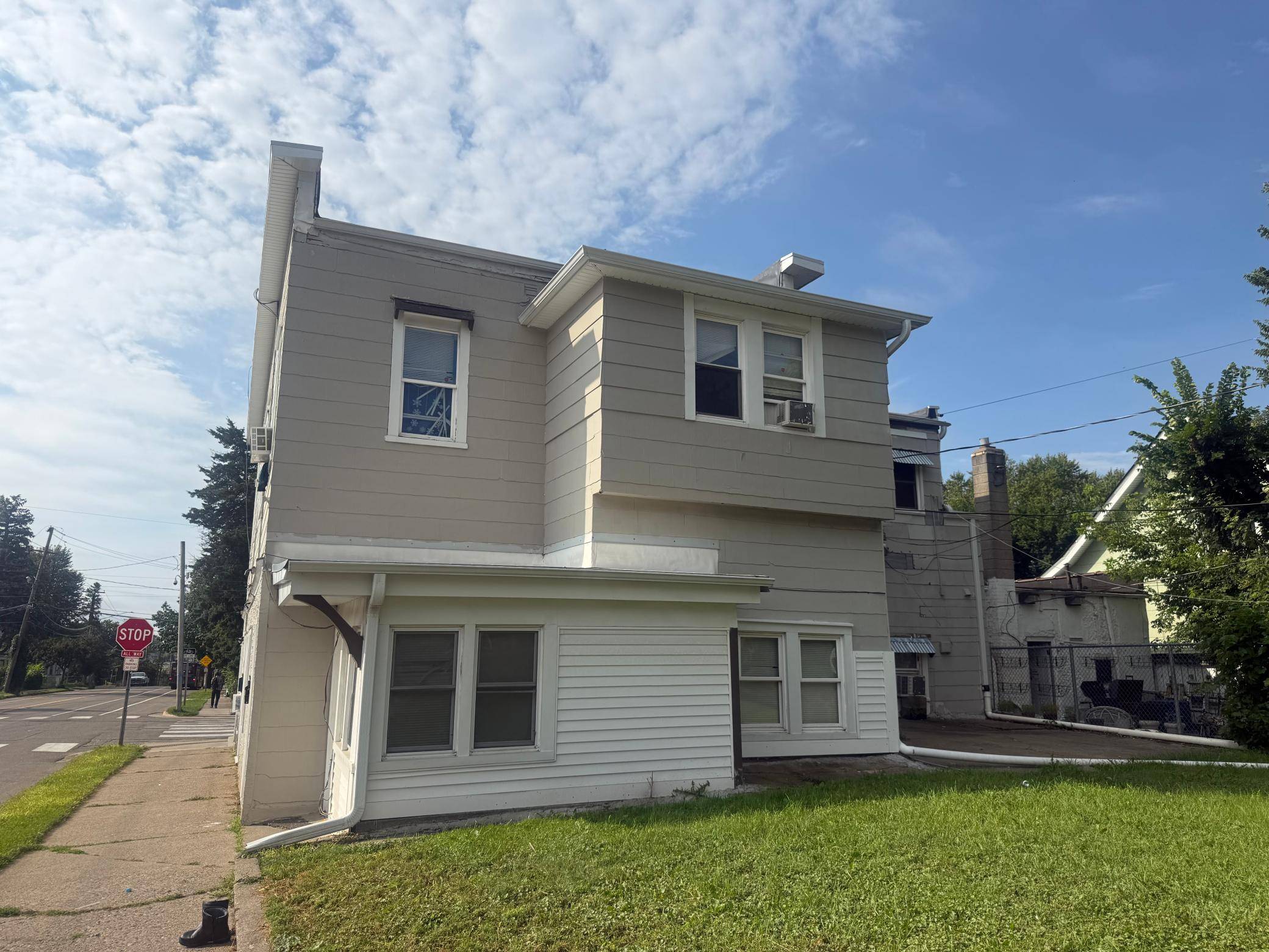 935 Case AVE, Saint Paul, MN 55106