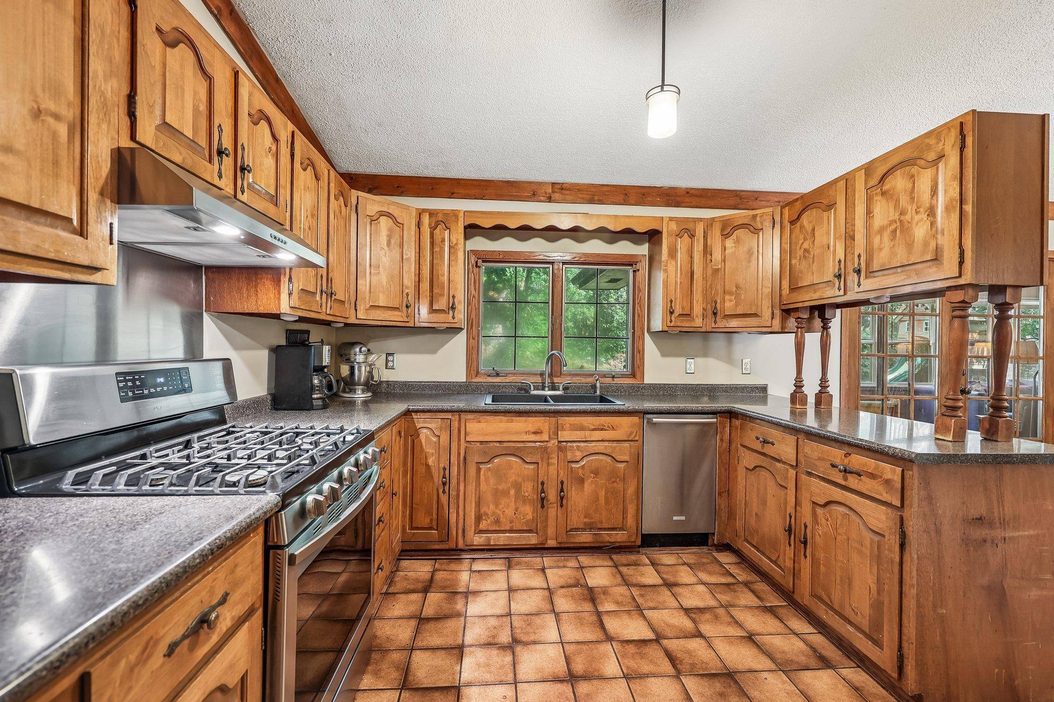 4311 Williston RD, Minnetonka, MN 55345