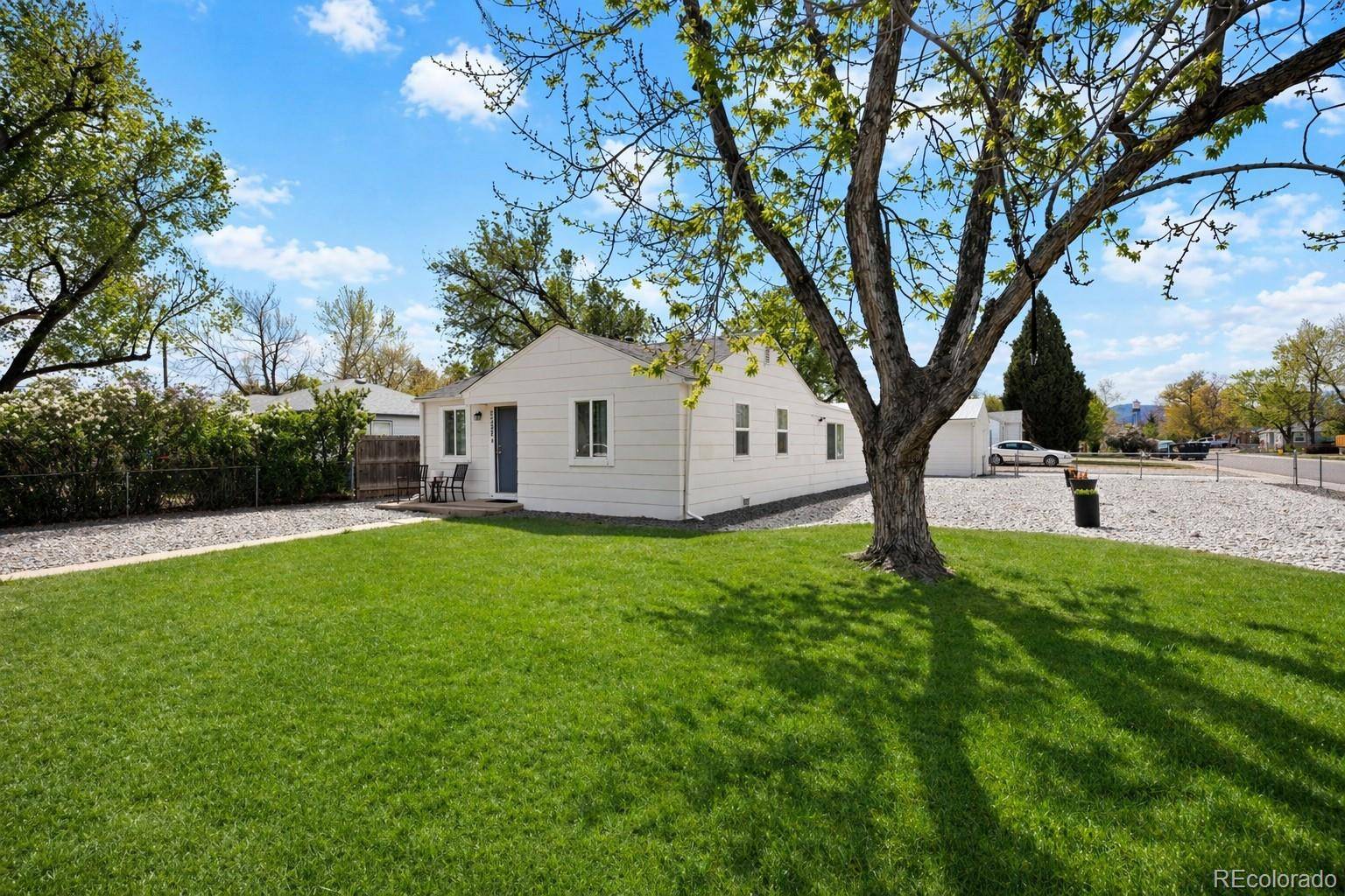 5525 Pierce CT, Arvada, CO 80002