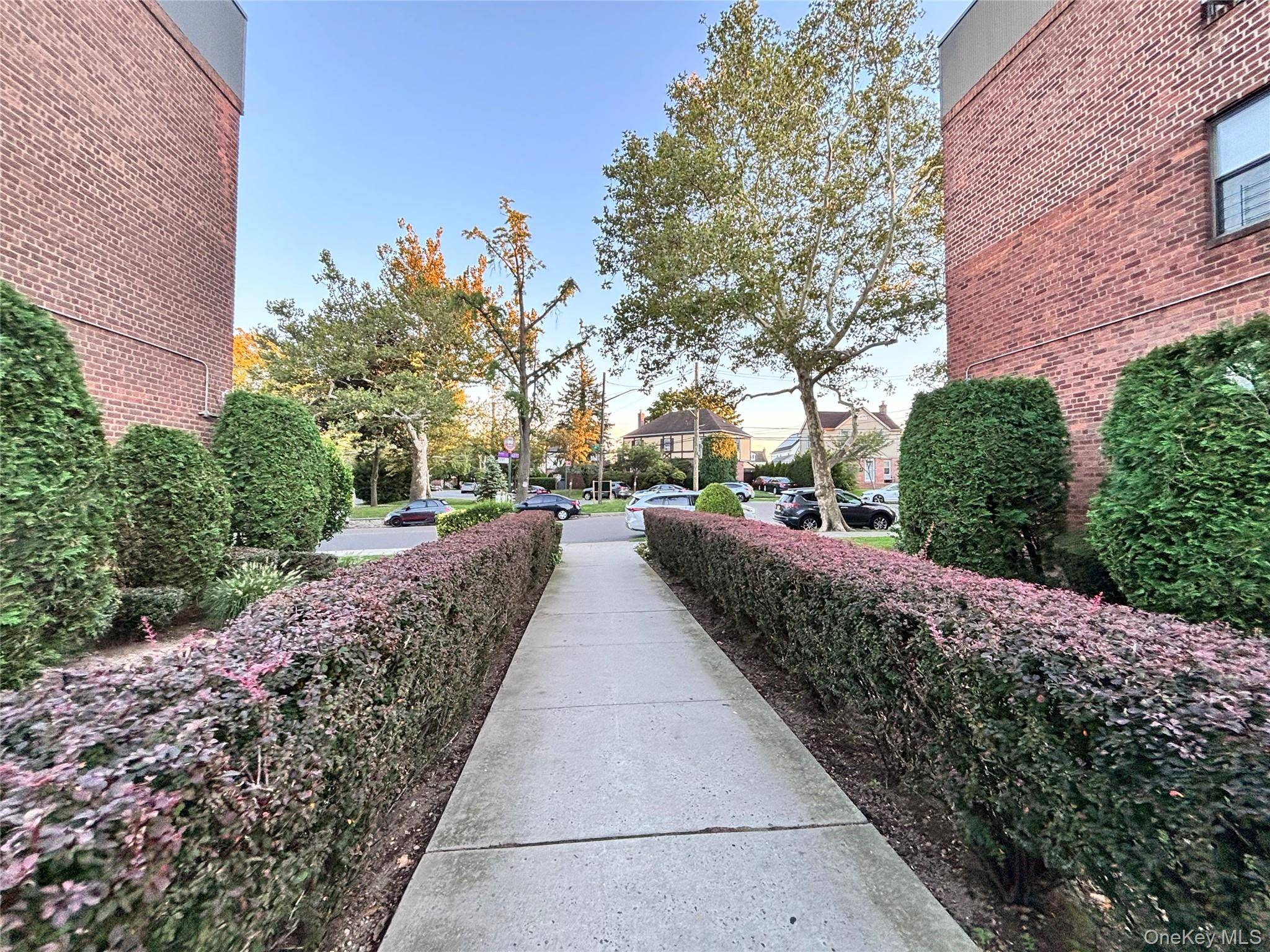 215-27 48th AVE #1B, Bayside, NY 11364