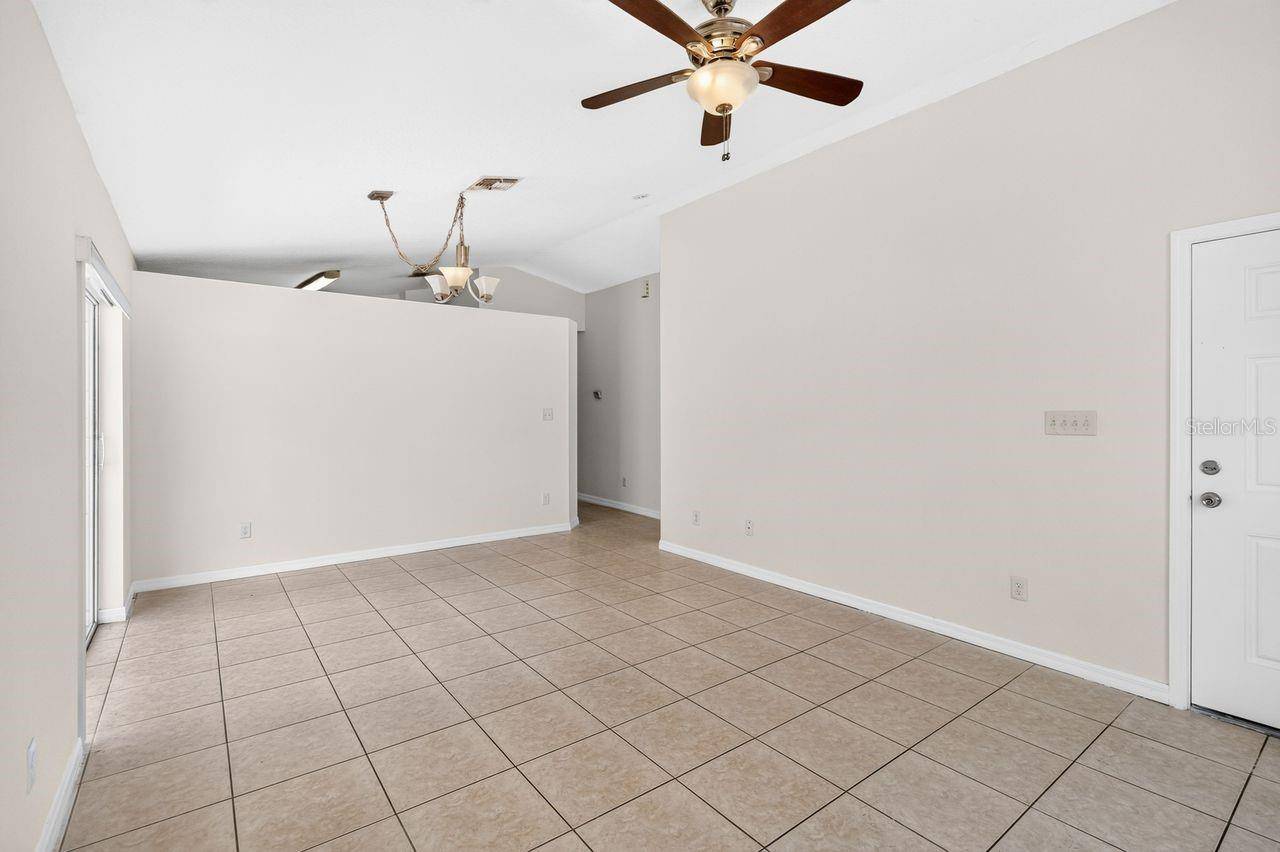 2382 HARBOR TOWN DR, Kissimmee, FL 34744
