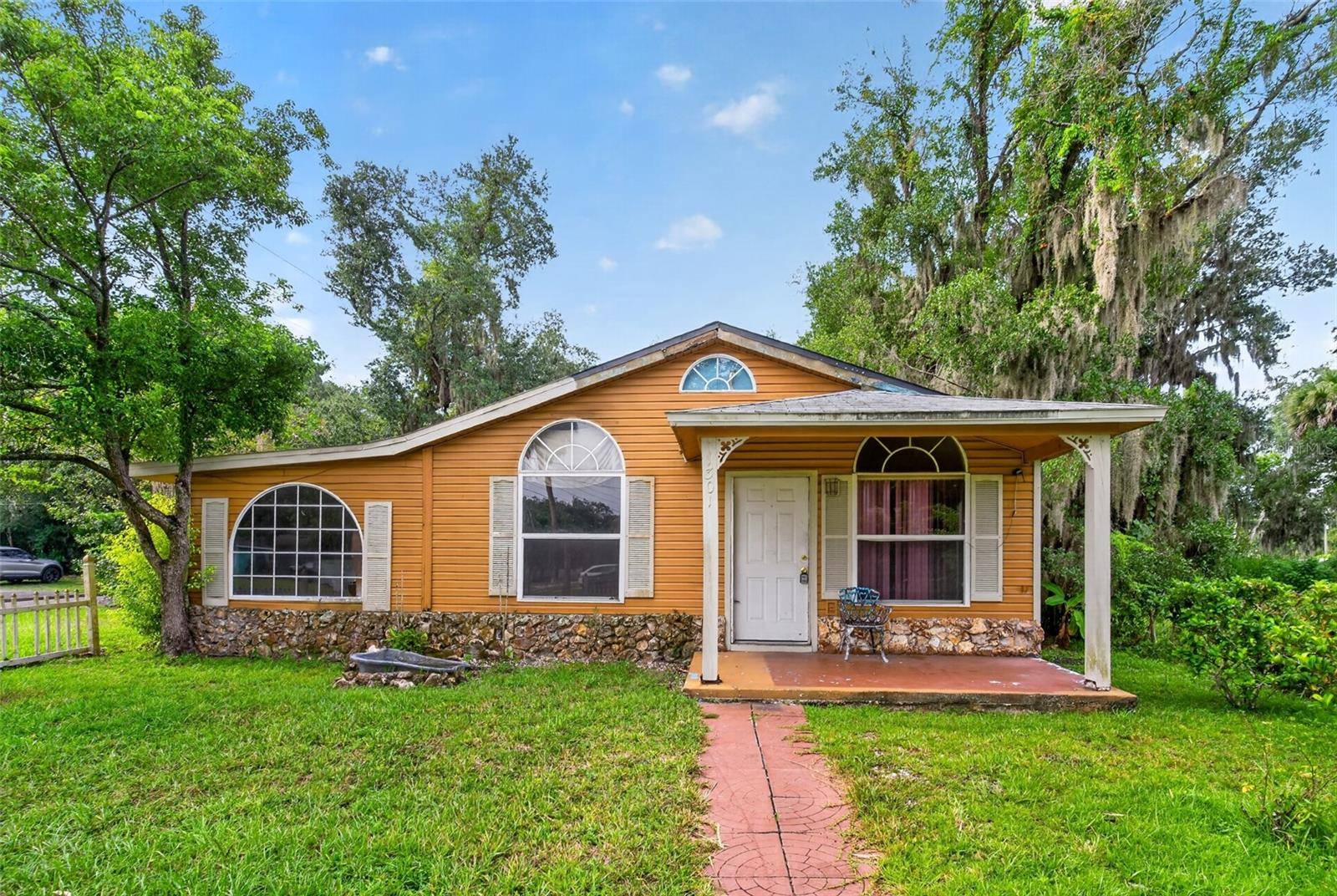 1301 W 11TH ST, Sanford, FL 32771