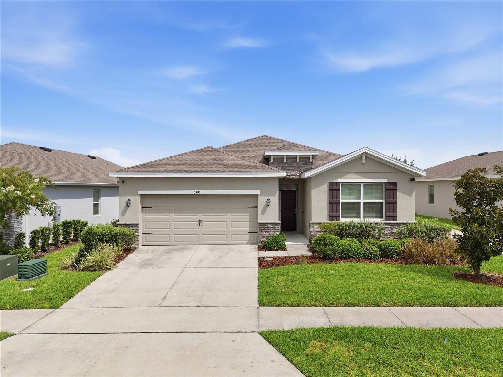 5310 SUNSHINE DR, Wildwood, FL 34785
