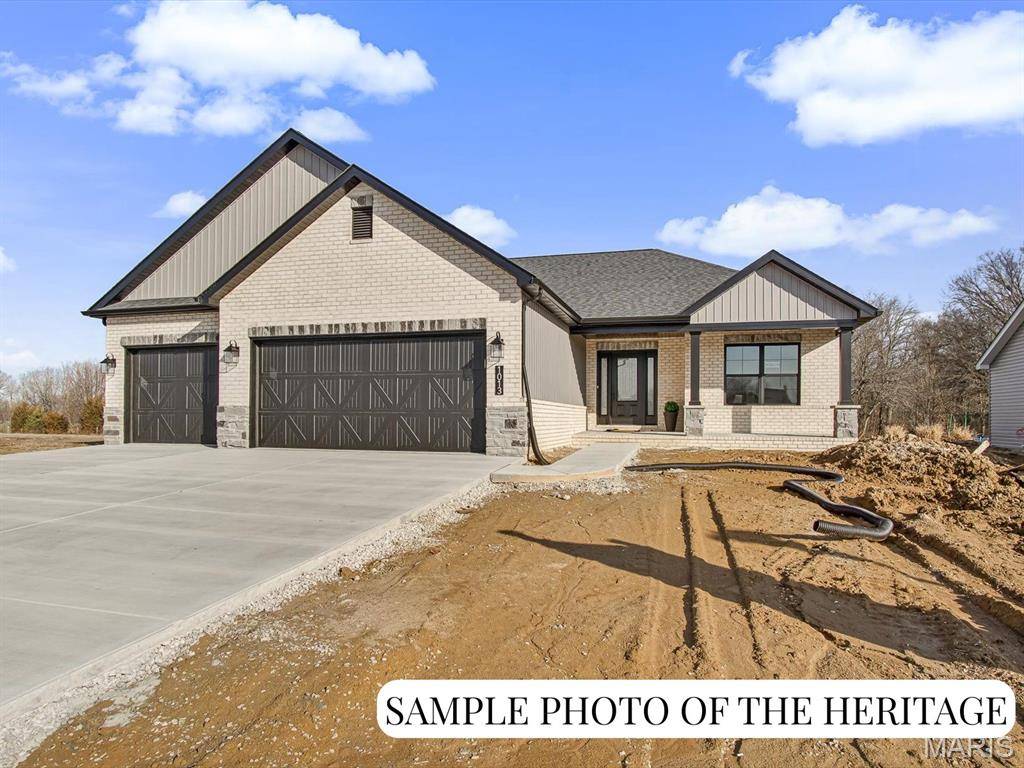 1017 Waymaker LN, Waterloo, IL 62298