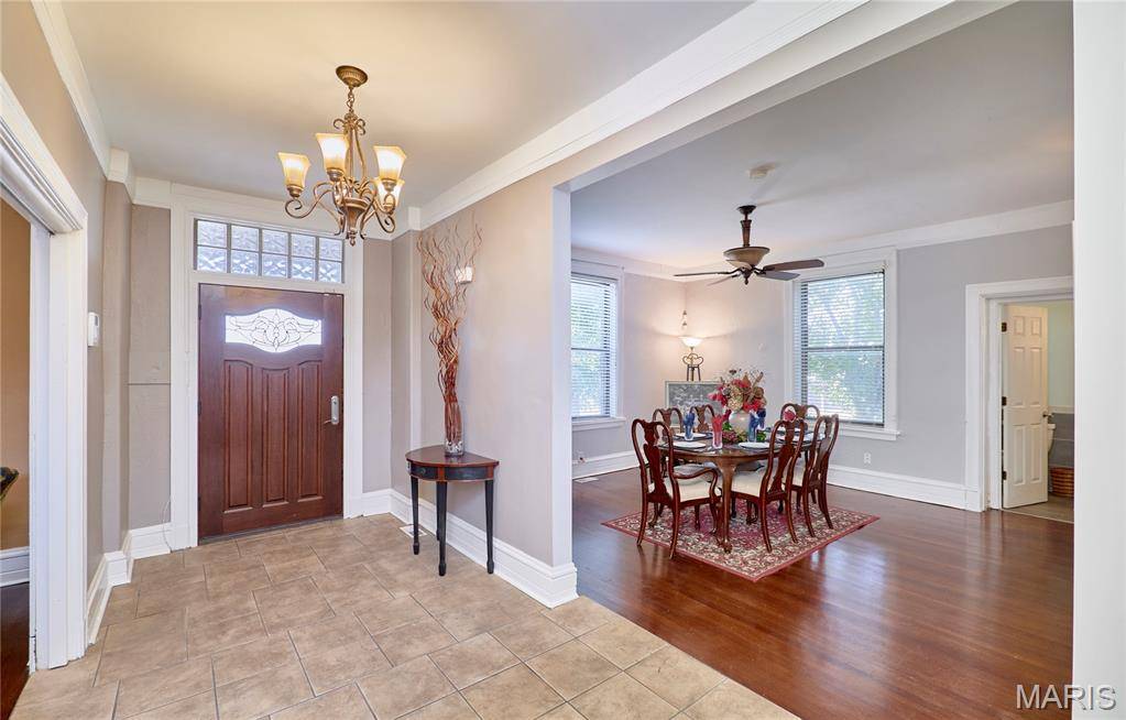 6059 Clemens AVE, St Louis, MO 63112