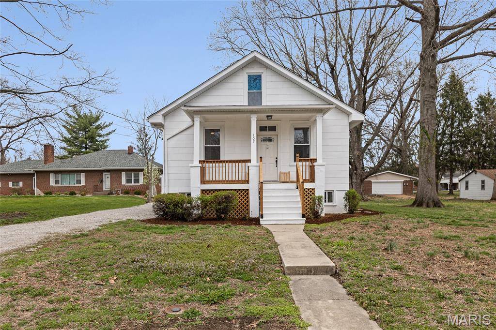 109 S 38th ST, Belleville, IL 62226