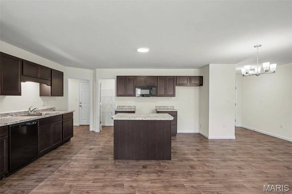 204 Cynthia DR, Truesdale, MO 63380
