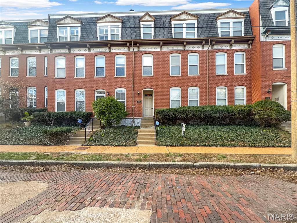 2320 Rutger ST #20D, St Louis, MO 63104