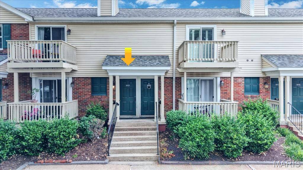 9121 N Swan CIR, Brentwood, MO 63144