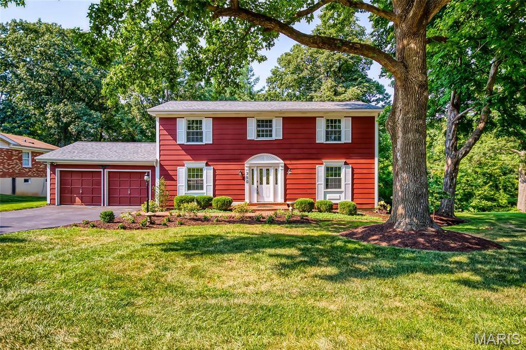 250 Brixham DR, Chesterfield, MO 63017