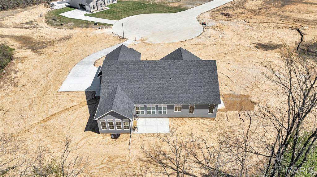 300 Schaper Estates Xing, Foristell, MO 63348