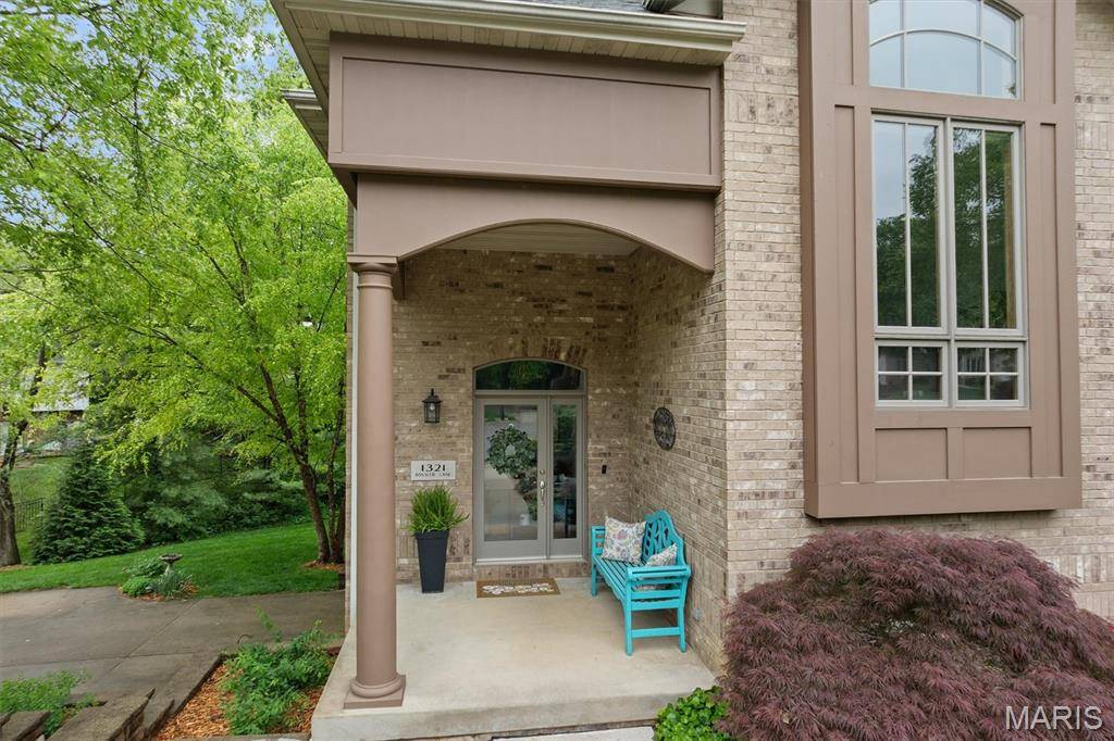 1321 Bossler LN, O'fallon, IL 62269