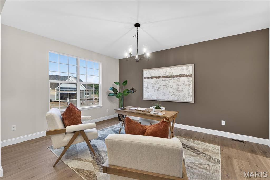 369 Strawberry Grove Drive, O'fallon, MO 63376