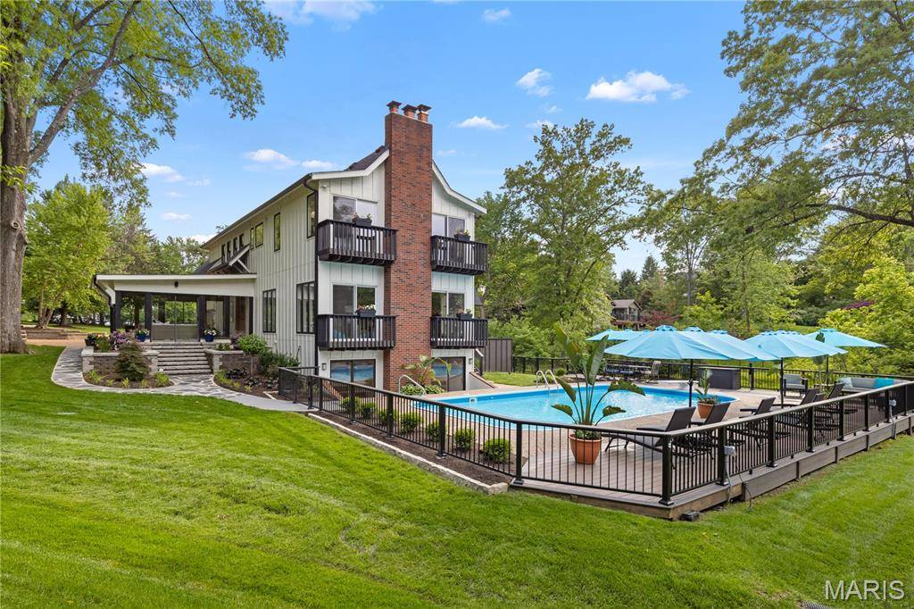 12001 Robyn Park DR, Westwood, MO 63131