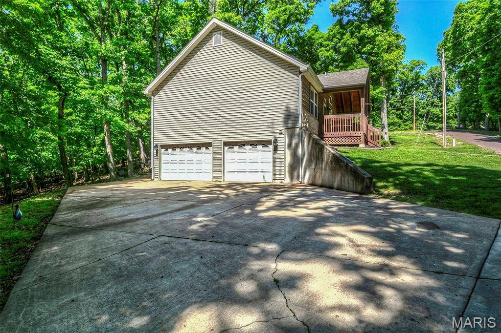 504 Greenwood LN, Marthasville, MO 63357