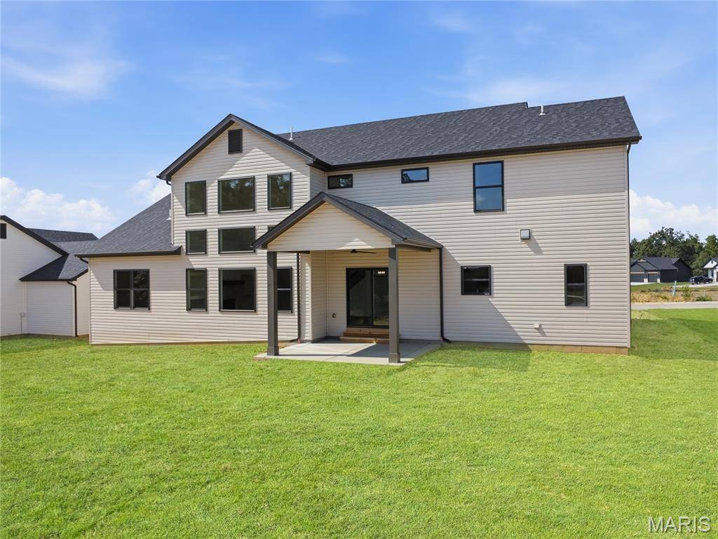133 Stone Canyon BLVD, Foristell, MO 63348