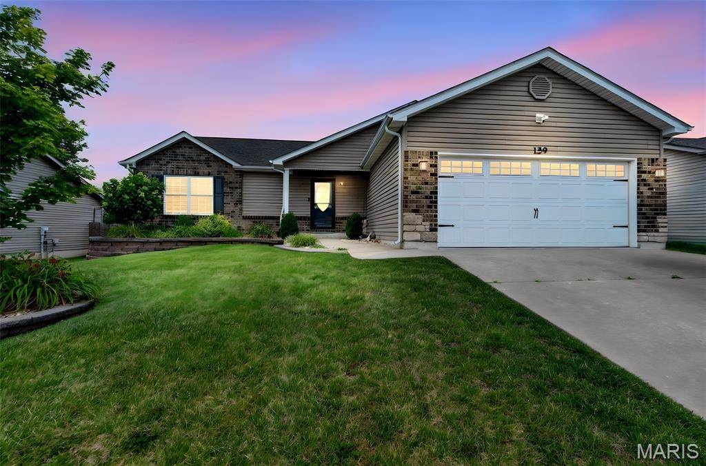 159 Shadow Pointe DR, Wentzville, MO 63385