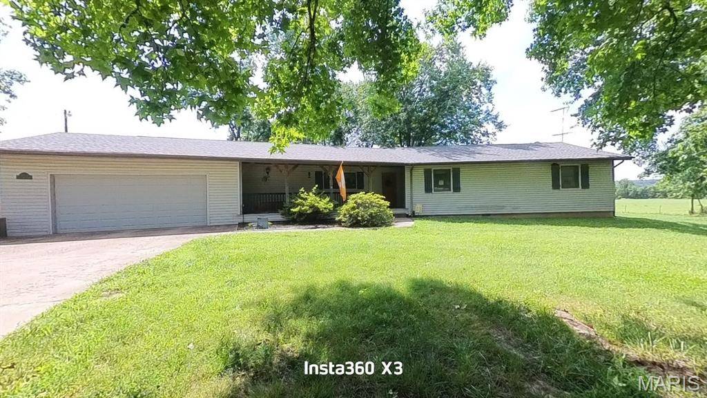 9013 County Road 6750, West Plains, MO 65775