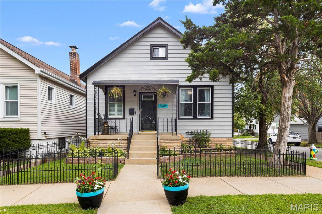 5722 Morganford RD, St Louis, MO 63116